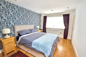 Photo 17- click for photo gallery